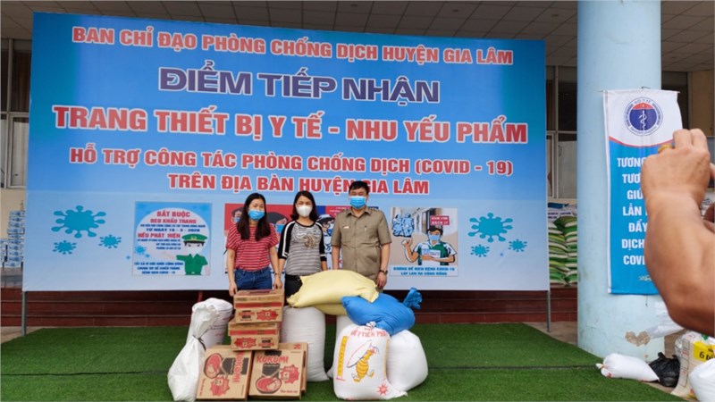 Trường Tiểu học Kim Sơn hỗ trợ công tác phòng chống Covid 19